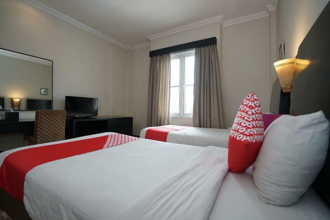 Capital O 1128 Hotel Imara 팔렘방 외부 사진