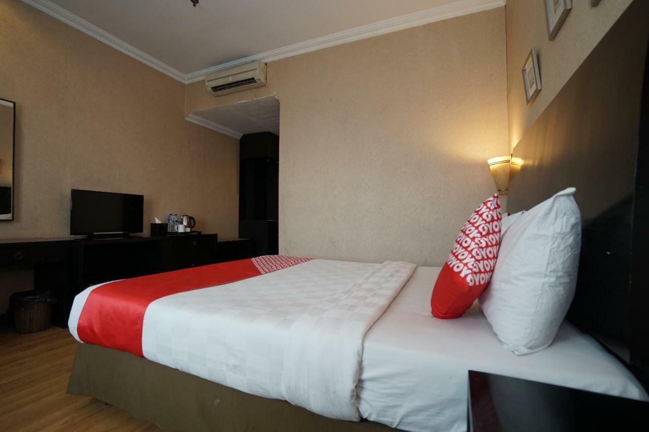 Capital O 1128 Hotel Imara 팔렘방 외부 사진