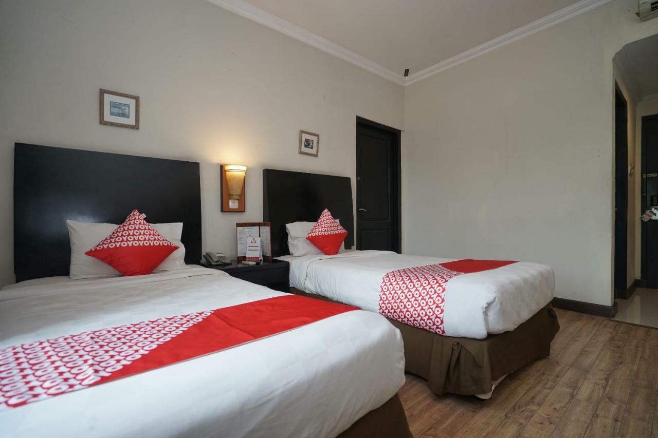 Capital O 1128 Hotel Imara 팔렘방 외부 사진