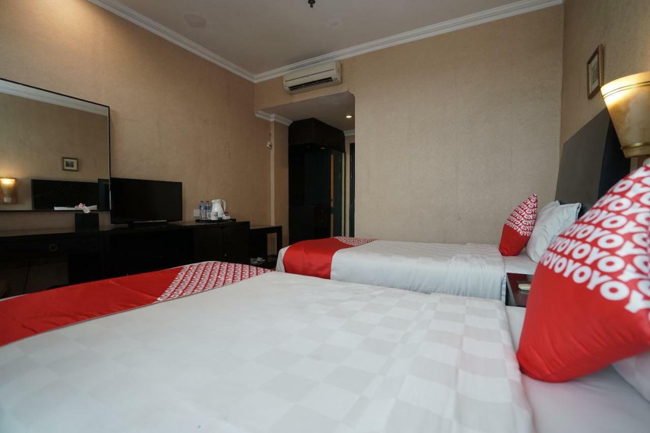 Capital O 1128 Hotel Imara 팔렘방 외부 사진