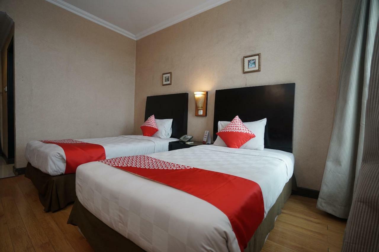 Capital O 1128 Hotel Imara 팔렘방 외부 사진