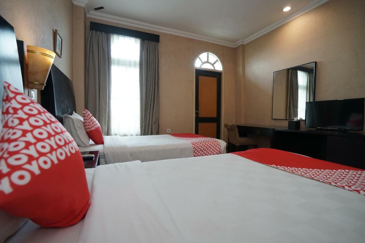 Capital O 1128 Hotel Imara 팔렘방 외부 사진