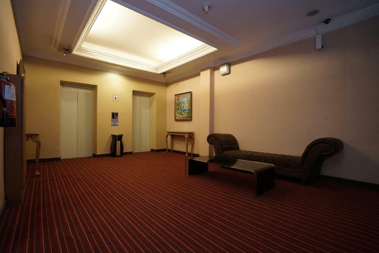 Capital O 1128 Hotel Imara 팔렘방 외부 사진